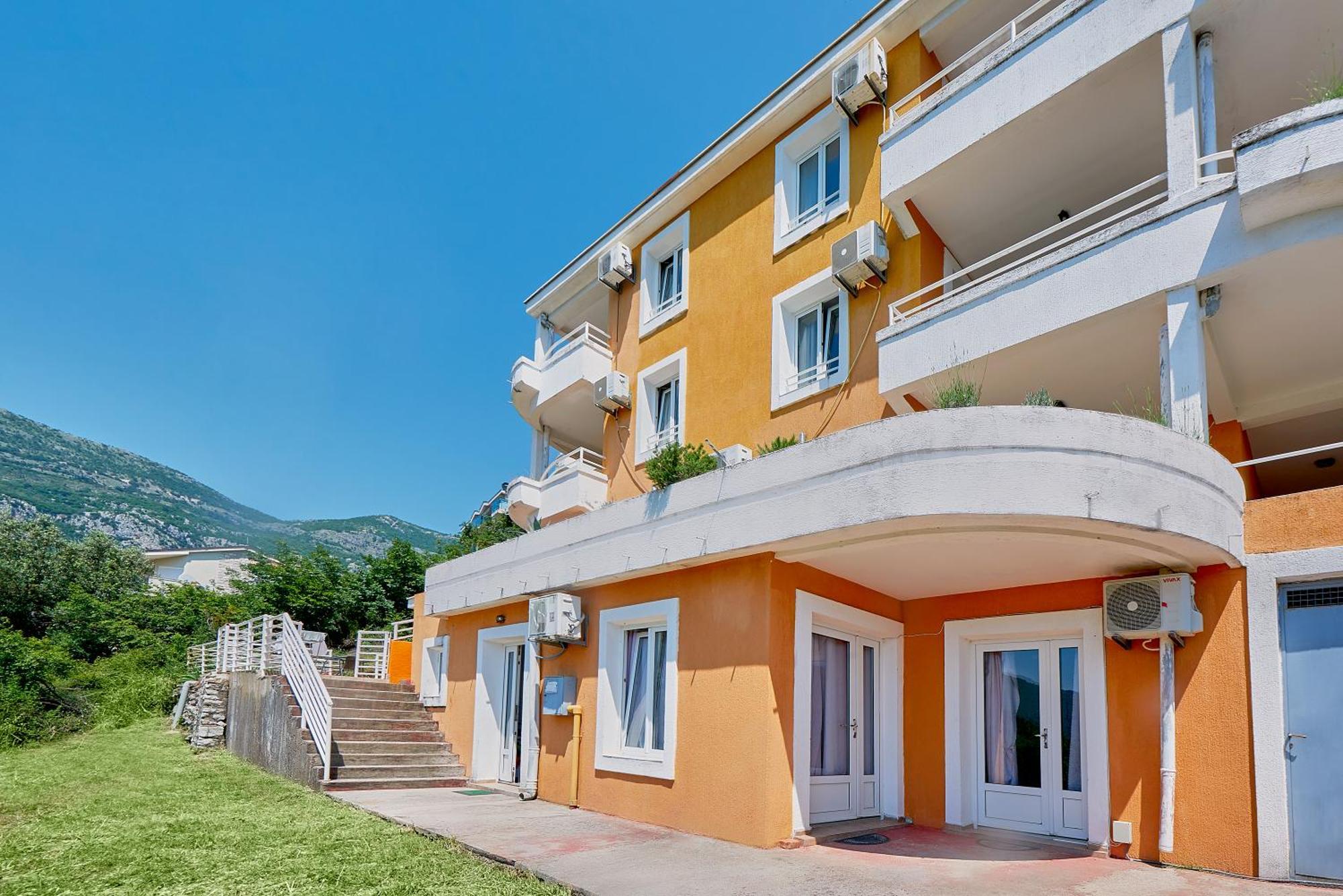 Apartments Villa Relax Петровац Экстерьер фото