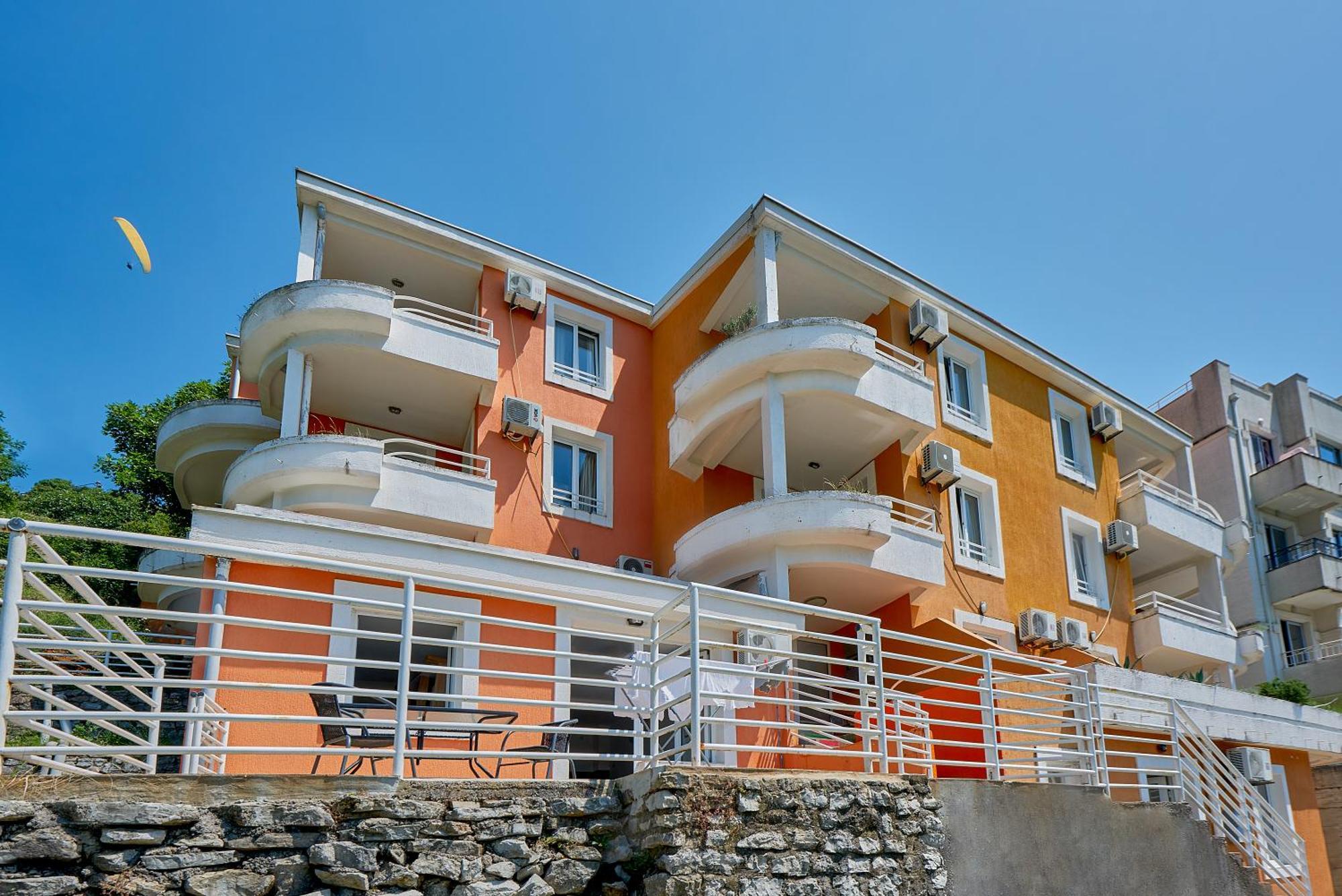 Apartments Villa Relax Петровац Экстерьер фото