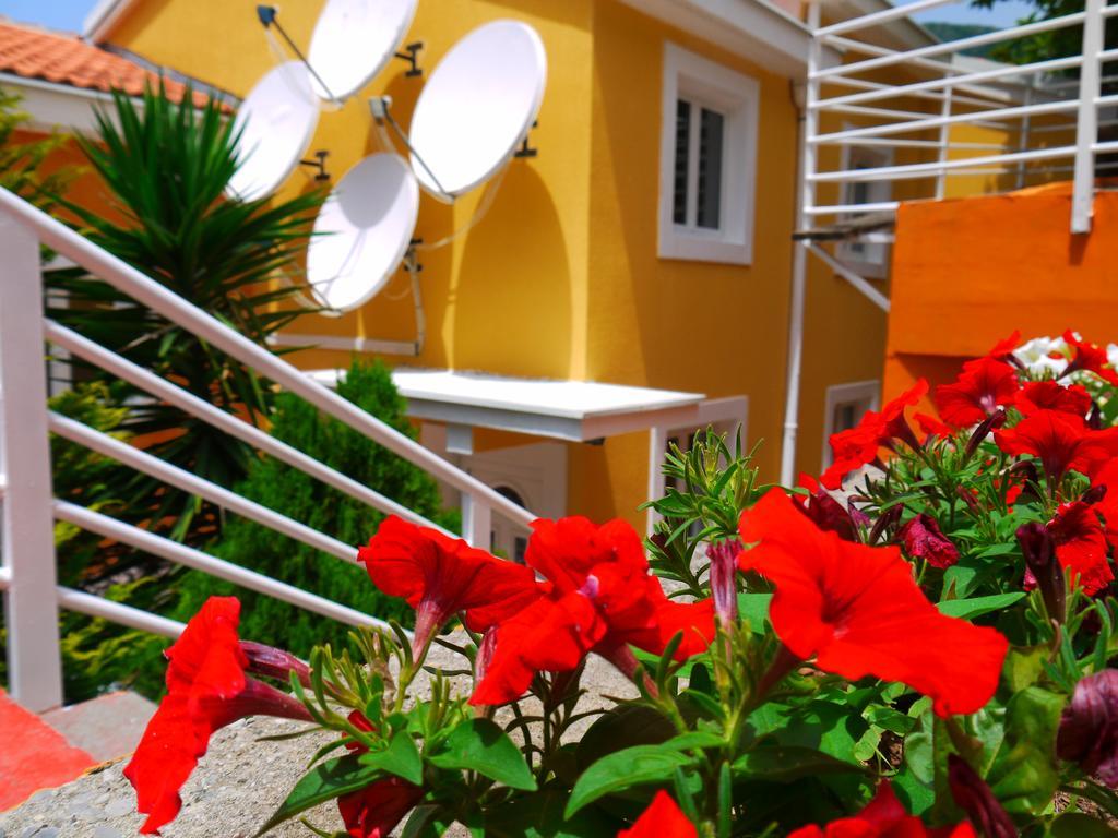 Apartments Villa Relax Петровац Экстерьер фото
